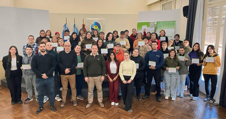 Capacitaron a emprendedores en Prevención de Accidentes y Uso de Extintores Capacitaron a emprendedores en Prevención de Accidentes y Uso de Extintores
