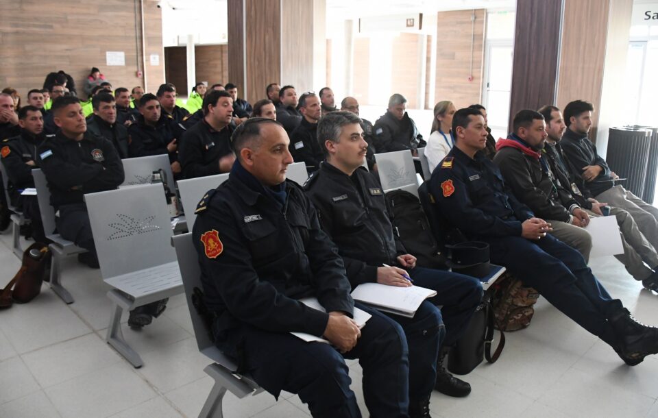 Capacitaron sobre extinción de incendios en el aeropuerto de Concordia