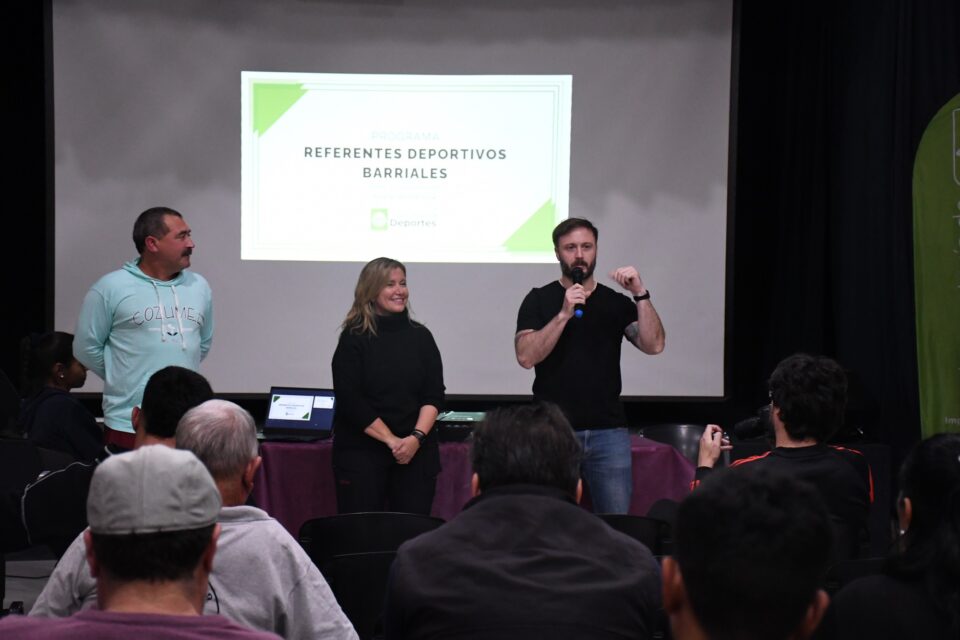 Ponen en marcha del Programa Referentes Deportivos Barriales