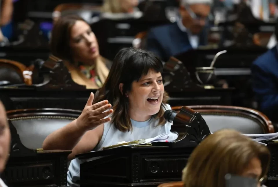 Gaillard justificó la decisión de jugar por afuera del PJ