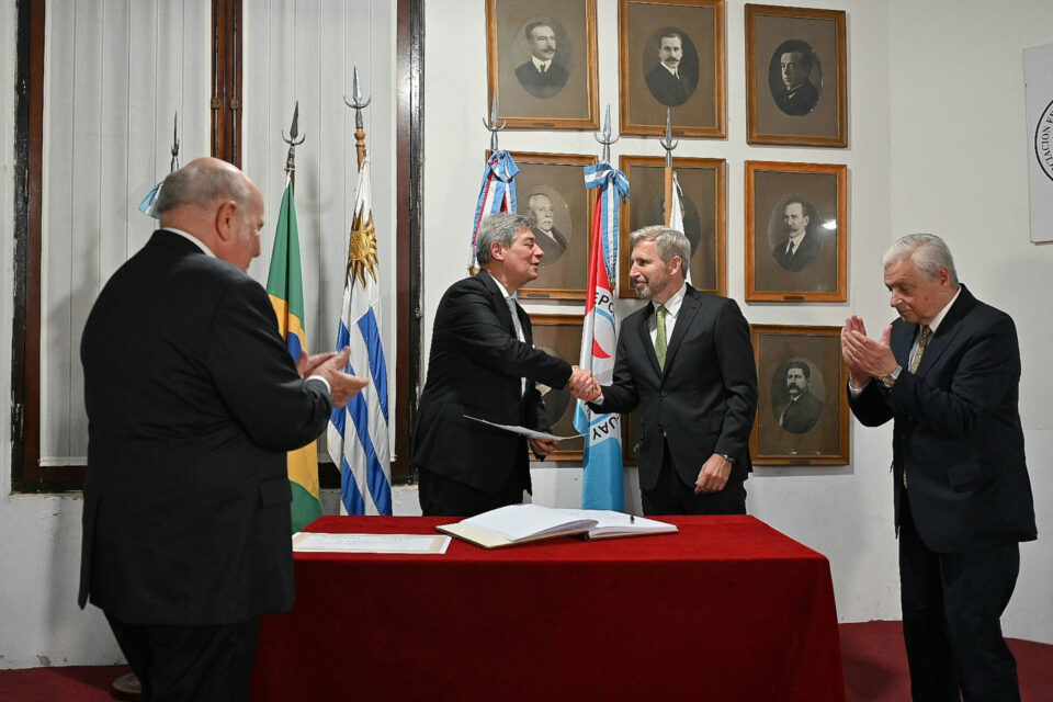 Frigerio participó de la entrega del título Doctor Honoris Causa al presidente de la Corte Suprema