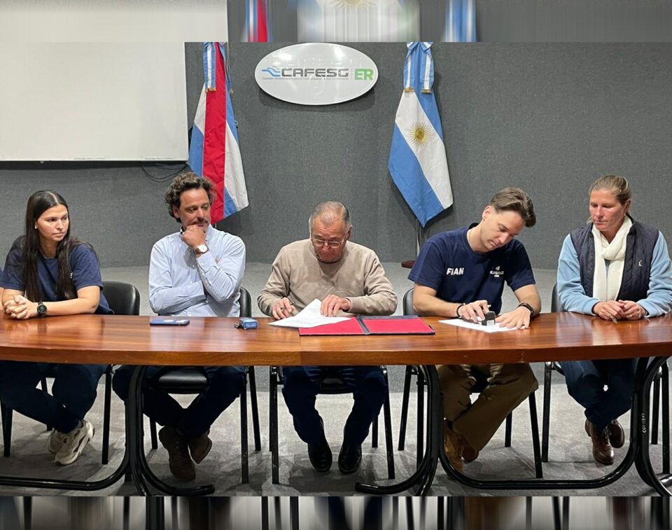 CAFESG y la ONG Ángeles Callejeros firman un convenio de colaboración para fortalecer el trabajo social en Concordia