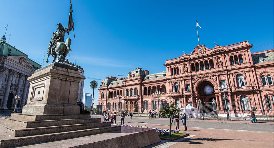 Milei Redobla la Apuesta y Promete el «Congreso más Reformista de la Historia» Milei Redobla la Apuesta y Promete el «Congreso más Reformista de la Historia»