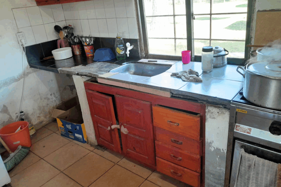 Ejecutan obras hídricas en escuela de Federal