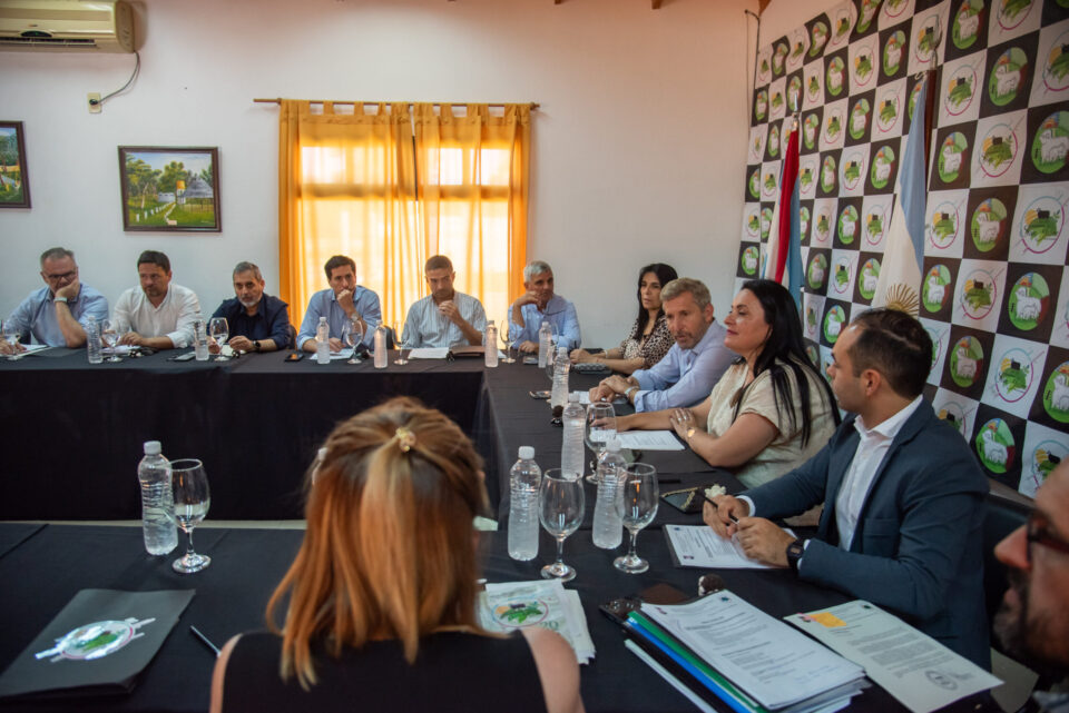 Frigerio encabezó en San Jaime de la Frontera la 36ª reunión de gabinete conjunto