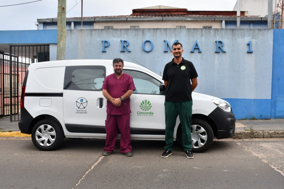 La Dirección de Discapacidad presentó un nuevo vehículo 0km para traslados