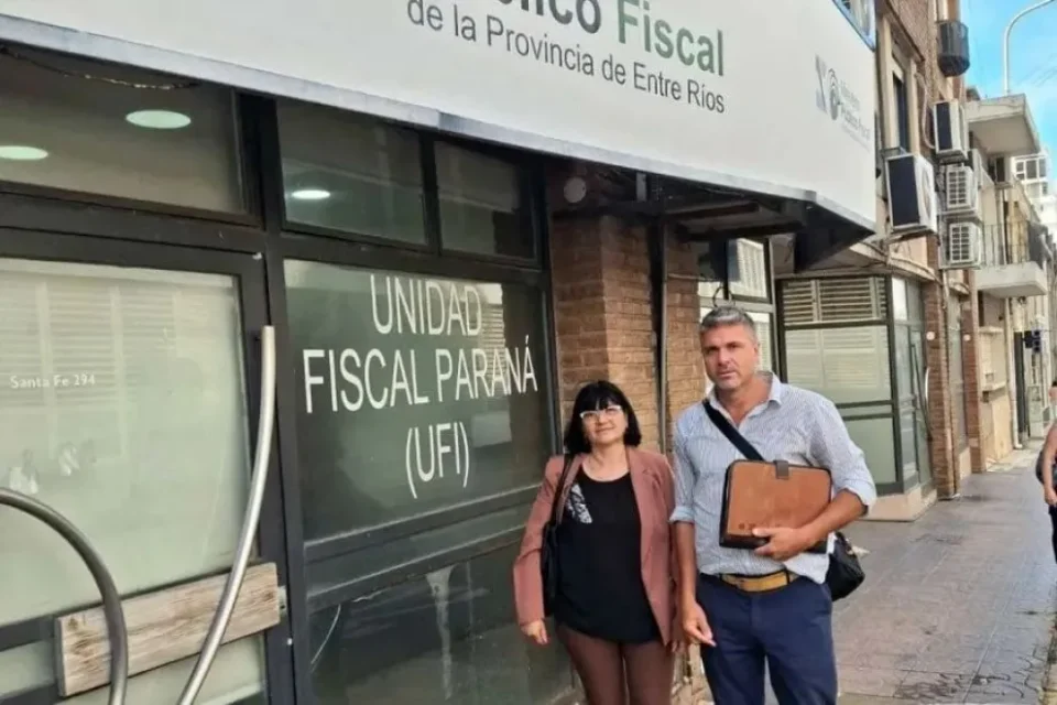 Escándalo en Colón: denuncian penalmente al intendente Walser por su viaje a Brasil en un vehículo oficial