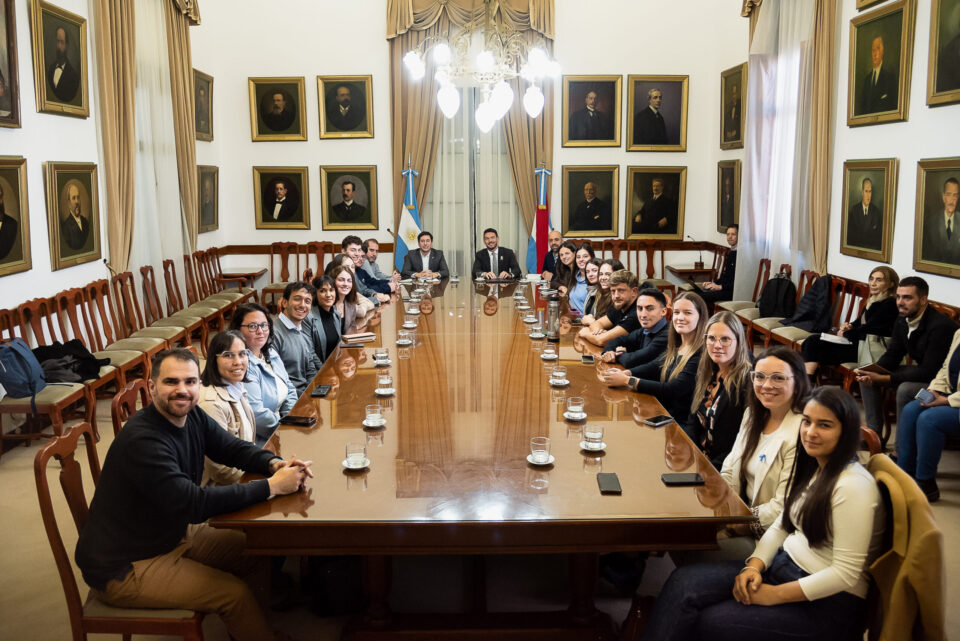 El gobierno y el CFI convocan a una formación en Gestión para el Desarrollo