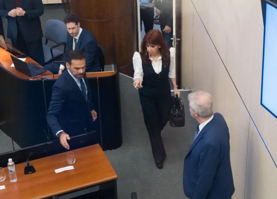 Causa Cuadernos: Cristina Kirchner apuntó contra la Justicia y calificó el proceso de «mafioso»