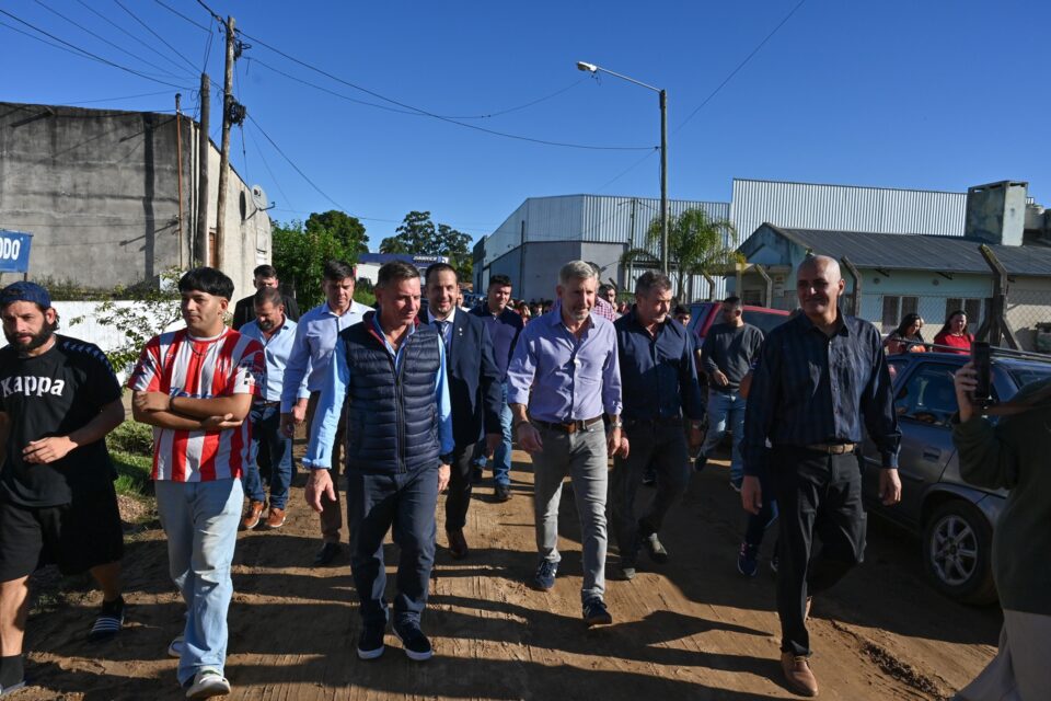 Frigerio recorrió zonas de operativos contra el narcotráfico en Concordia y dialogó con vecinos