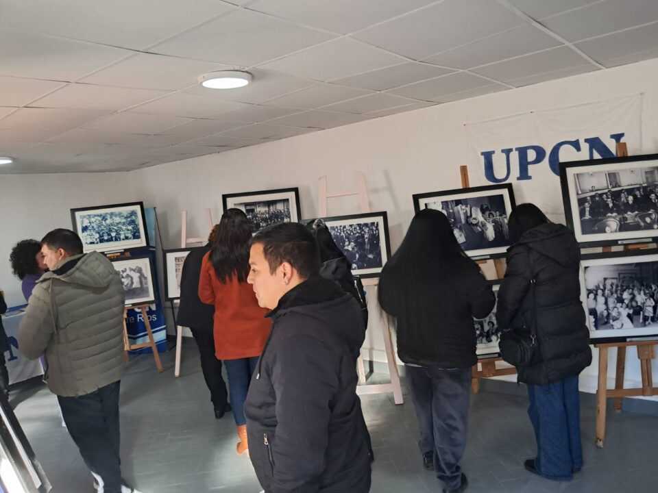 UPCN inauguró en Concordia una muestra fotográfica sobre el Partido Peronista Femenino