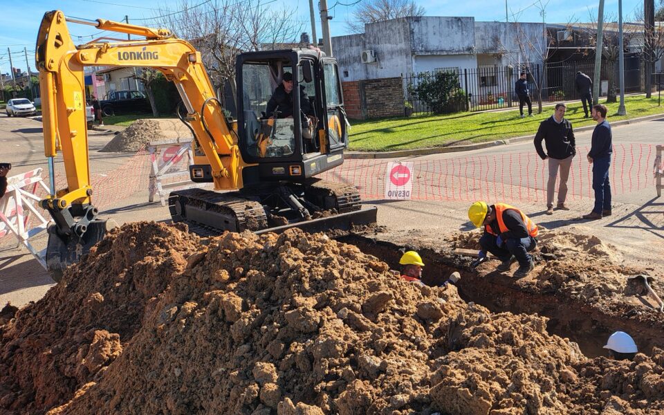 Concordia: se puso en marcha la repavimentación integral de la calle Ricardo Rojas